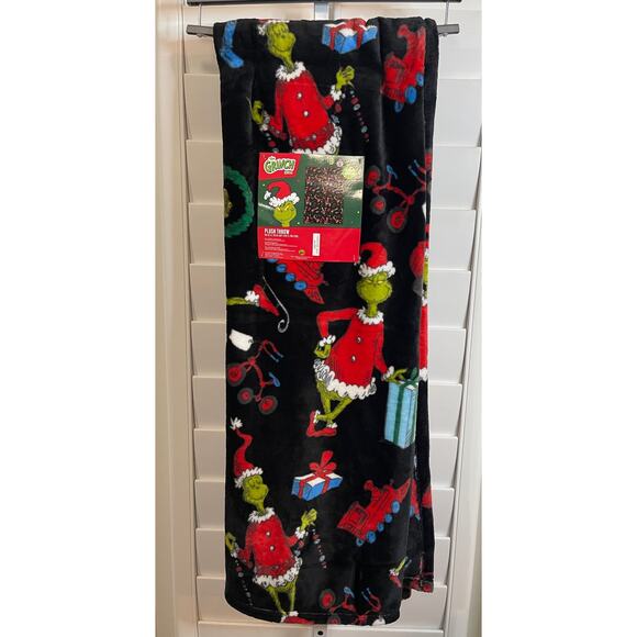 The Grinch Dr Seuss Christmas Black Plush Throw NEW Super Soft Blanket - Picture 1 of 6